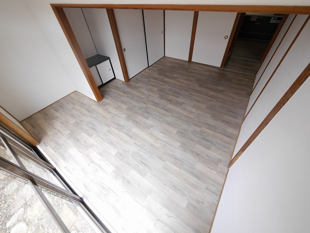 鈴蘭台南町2丁目中古戸建（リノベーション）の洋室