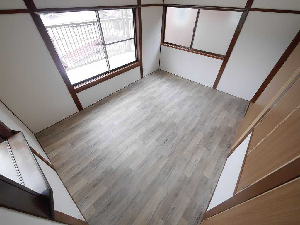 鈴蘭台南町2丁目中古戸建（リノベーション）の洋室