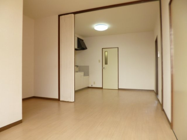 グリーンパレスⅠの居間・リビング