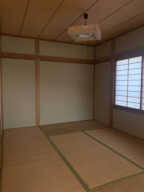 八幡台５丁目　中古戸建（ゆったりとした間取）|２階和室