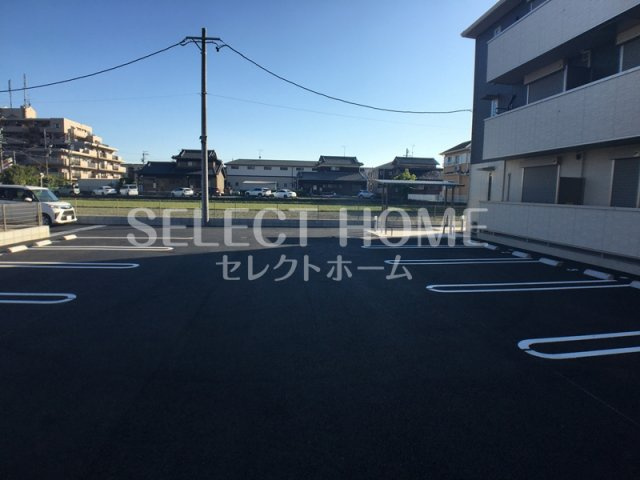 【駐車場】 | ジャルディーノ | 駐車場完備です