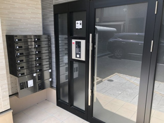 【エントランス】