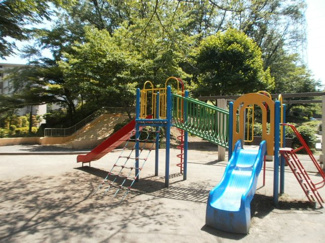 【周辺】 | 敷地内に公園が点在する