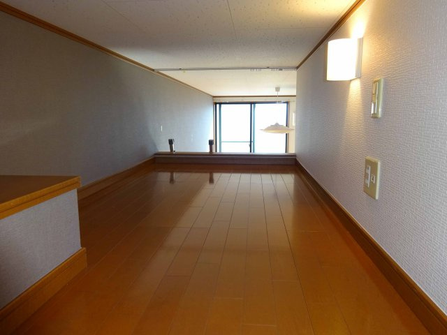 メインシティガーデン 細田の洋室|別部屋、サンプルになります