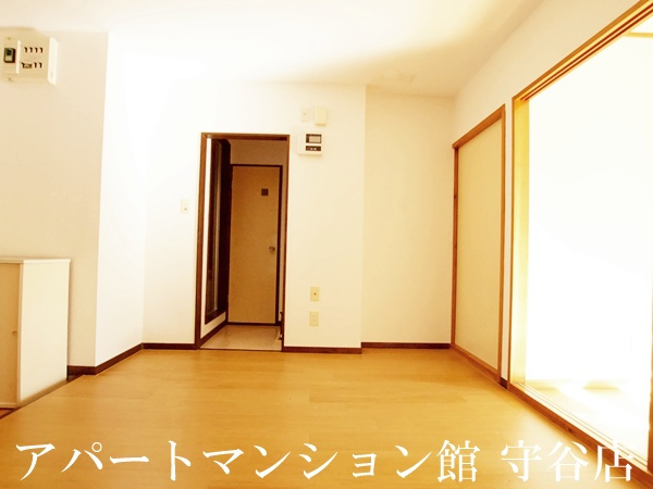 シティうばらの居間・リビング