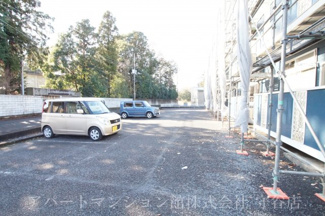【駐車場】