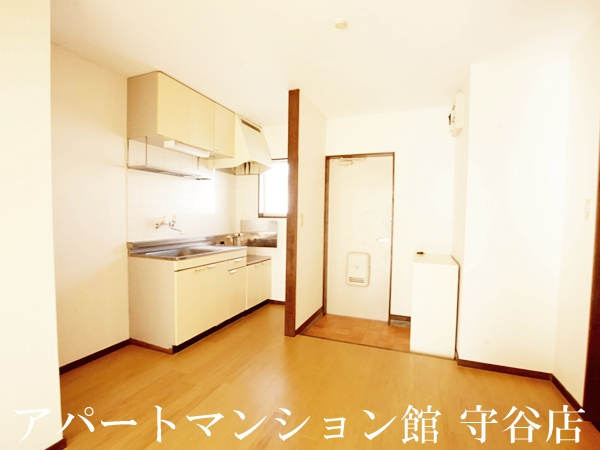 シティうばらの内装