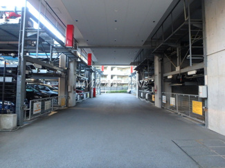 【駐車場】