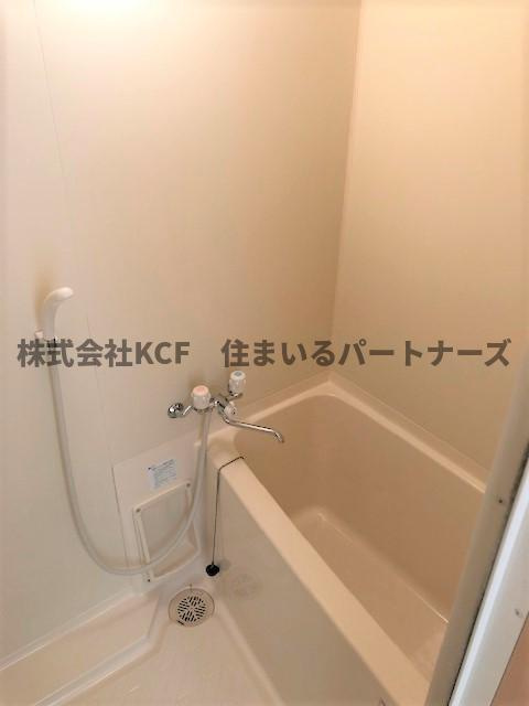 シェ・ソワの浴室|コンパクトで使いやすいお風呂です