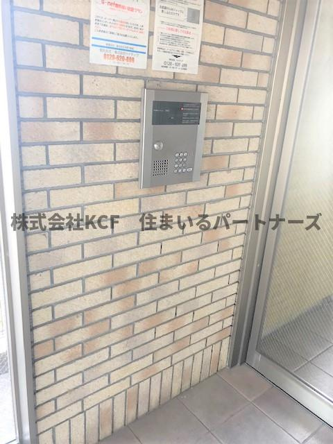 シェ・ソワのエントランス|清潔なエントランスです