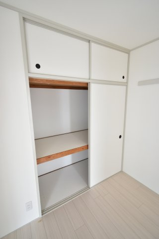 サンライズ難波の収納
