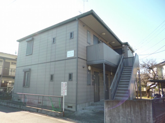 【外観】 | 積水ハウス施工の賃貸住宅シャーメゾン♪小田急小田原線「鶴川」駅より徒歩4分！便利な立地の2階建てアパートです♪駅近のお部屋をお探しの方におすすめ♪
