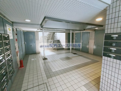 【エントランス】 | エアリーコート小阪