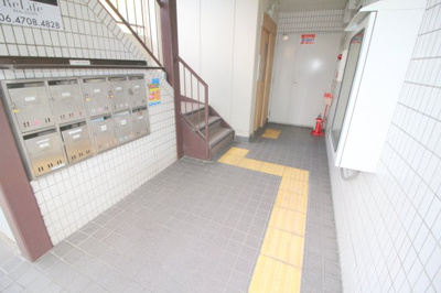 【エントランス】 | リバーサイドビルⅡ