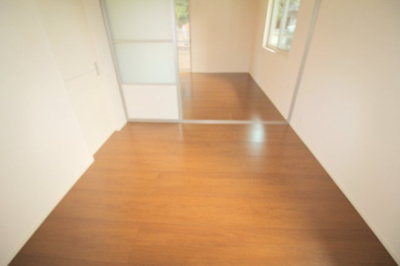 【洋室】 | エムズコート北桜塚