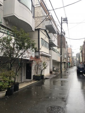 紀伊ビルＢ棟の周辺