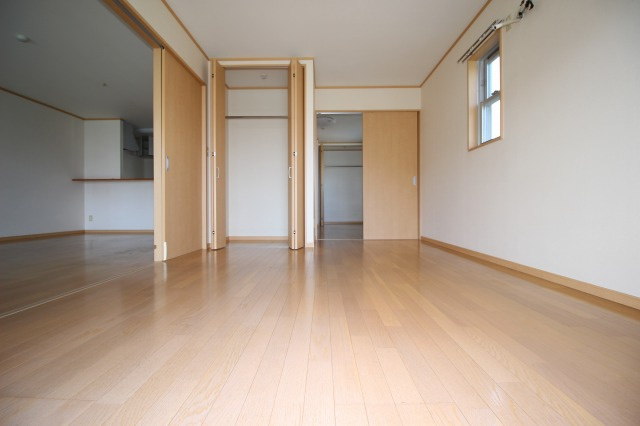 ヴュー鏡川の洋室|コンパクトで使いやすい洋室です
