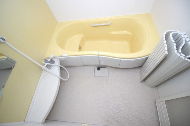 ヴュー鏡川の浴室|日々の疲れを癒すお風呂付です