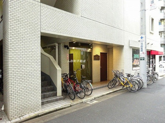 【エントランス】