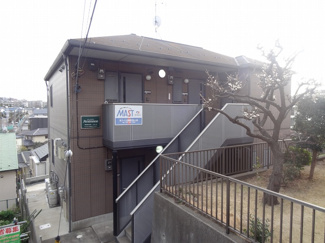 【外観】 | 積水ハウス施工の賃貸住宅シャーメゾン♪小田急小田原線「百合ヶ丘」駅より徒歩5分！便利な立地の2階建てアパートです♪駅近のお部屋をお探しの方におすすめ♪
