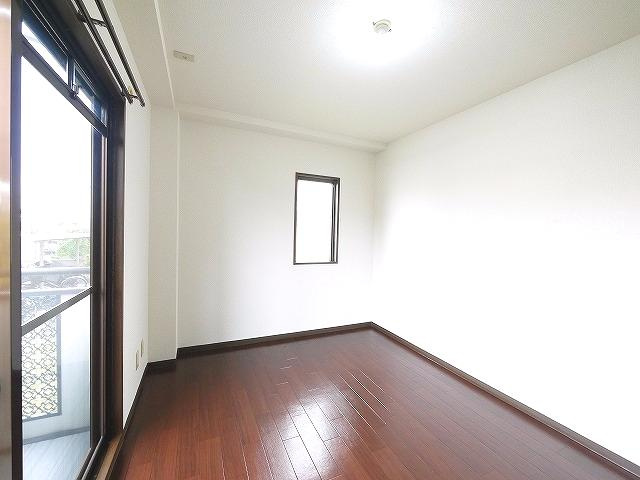 バーベナ光台Cの洋室