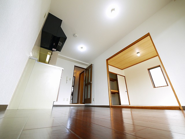 バーベナ光台Cの居間・リビング