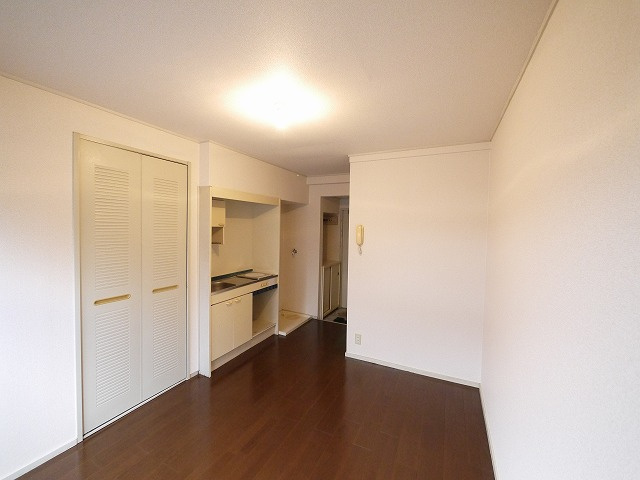 Kハイツの居間・リビング|ゆったり過ごせる居間です