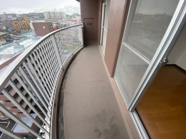 狭山レークハイツ2号館のバルコニー