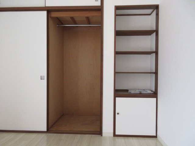 ハイツ高津橋の収納