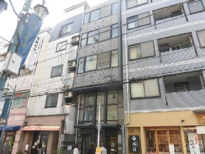 サンベルジュ御池の外観