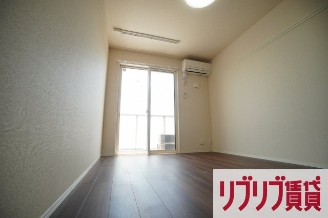 ファーストレジデンス都賀　参番館の洋室