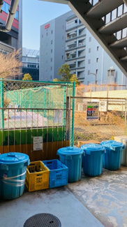 【その他共用部分】 | 敷地内にゴミ置き場があり、曜日を気にせずゴミを出す事ができます。