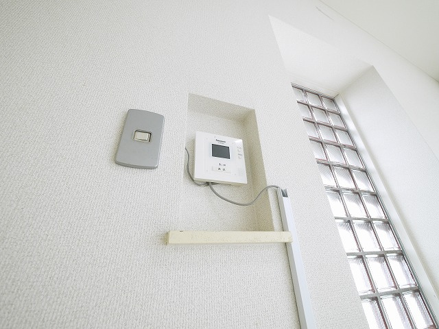 シティパレス新大宮P-5のセキュリティ|モニター付きインターホンあります