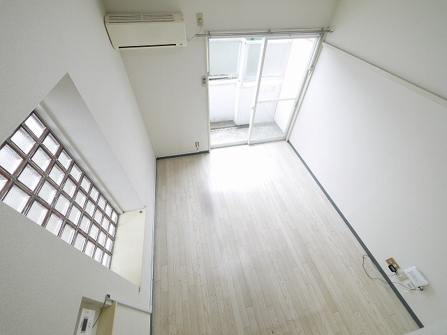 シティパレス新大宮P-5の居間・リビング|使いやすい居間です