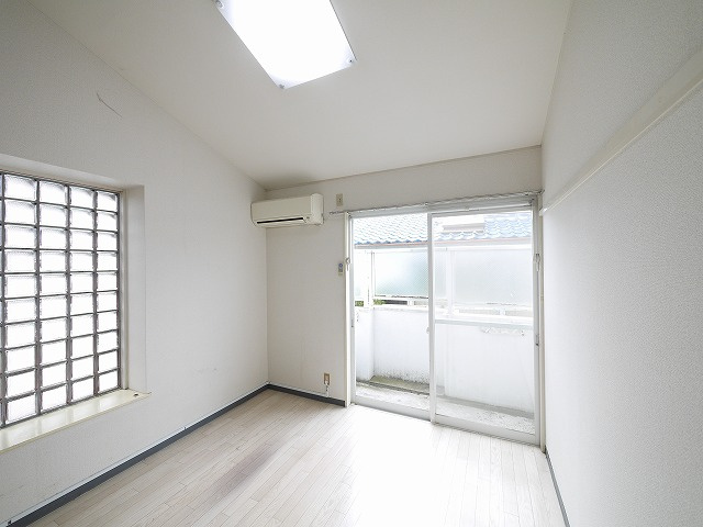 シティパレス新大宮P-5の寝室|使い勝手のいい寝室です