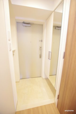 アーバネックス堂島　仲介手数料無料の玄関