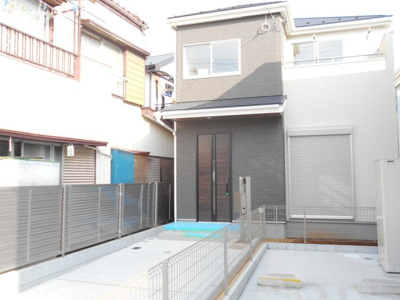 【外観】 | 川口市　朝日3丁目(南鳩ケ谷)　全3棟　1号棟　らすと2棟 | ・南鳩ケ谷駅徒歩10分・駐車場1台・4LDKとWIC付とルーフバルコニー・朝日西小・十二月田中・