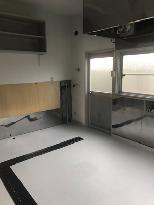 【駐車場】 | 材木町店舗 | 調理場