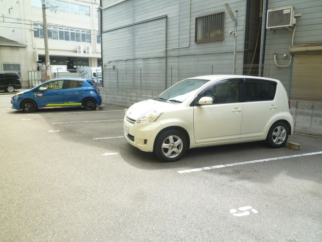 ノアーズアーク桜川の駐車場