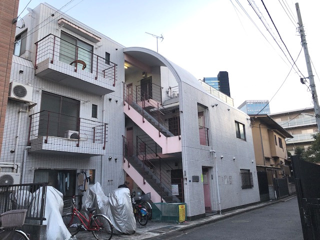 三和マンション１号館の外観