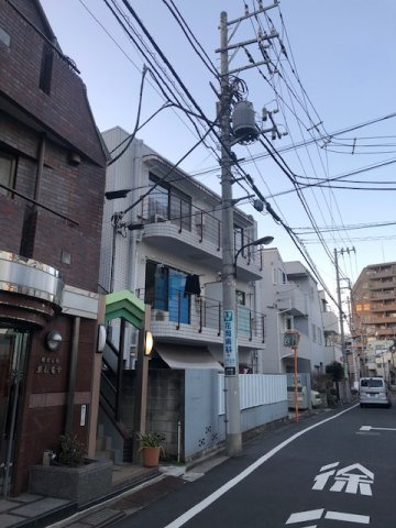 三和マンション３号館の外観