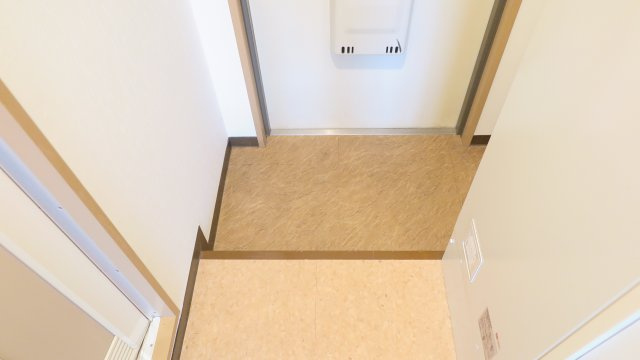 コート桜川の玄関