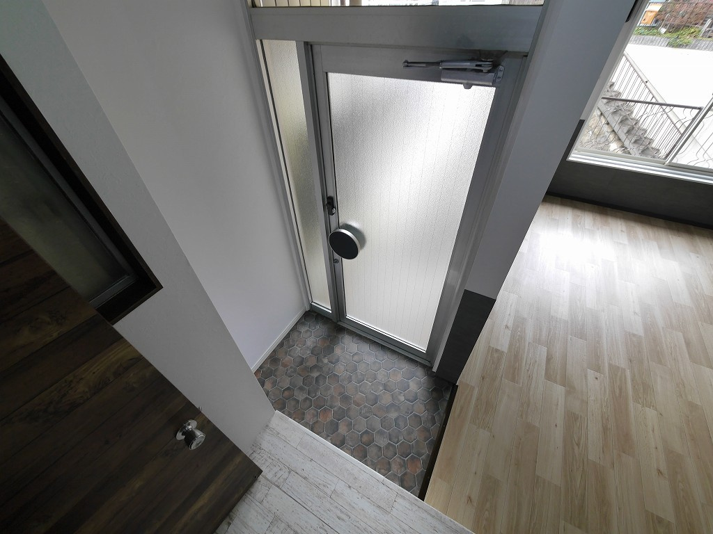 鈴蘭台北町5丁目戸建の玄関|ゆったりとした玄関です
