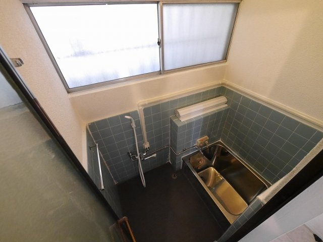 鈴蘭台北町5丁目戸建の浴室|日々の疲れを癒すお風呂付です