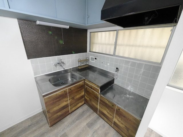 鈴蘭台北町5丁目戸建のキッチン|ガスコンロ設置可能です♪