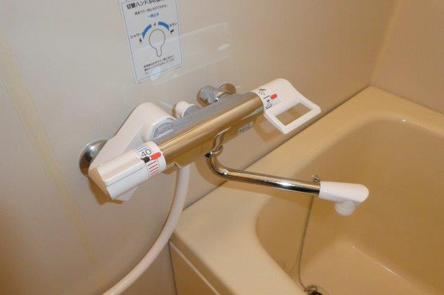 楠小路Cの浴室|サーモスタッド付き水栓