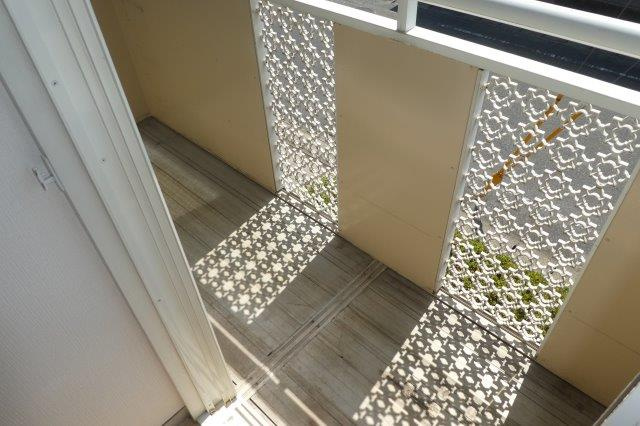 楠小路Cのバルコニー
