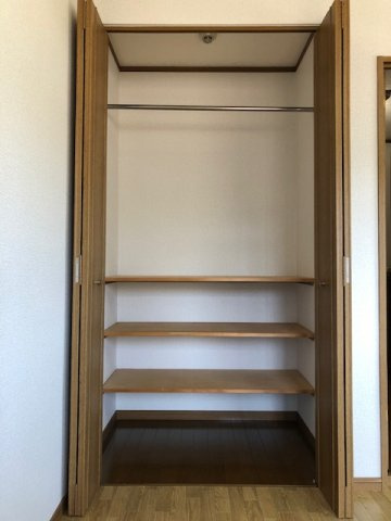 ベルメゾン一須賀Ⅰ号館の収納