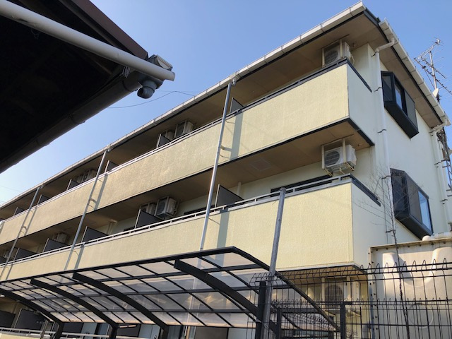 ベルメゾン一須賀Ⅰ号館の外観|ベランダ側