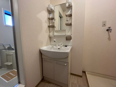  | ファミール山岡B棟